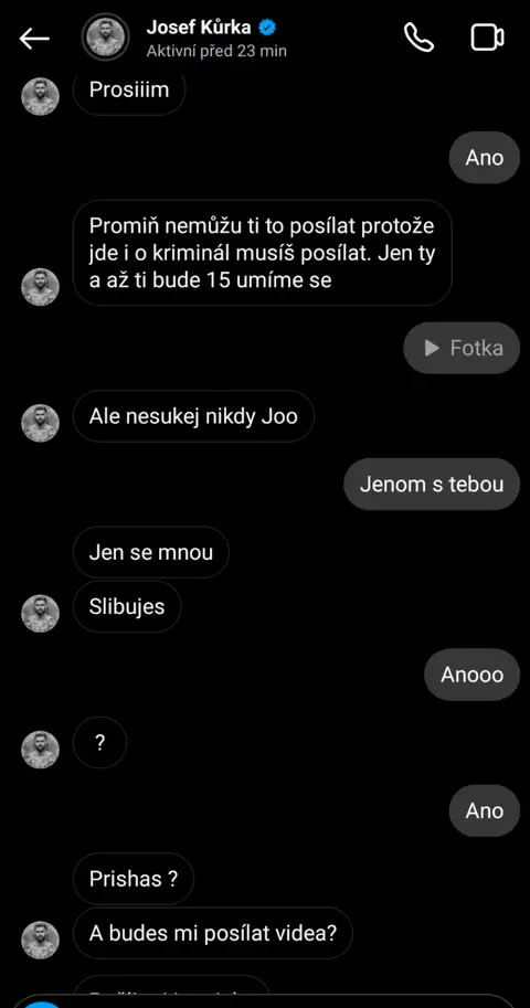 Konverzace Josefa Kůrky s nezletilou — screenshot 17 z 21