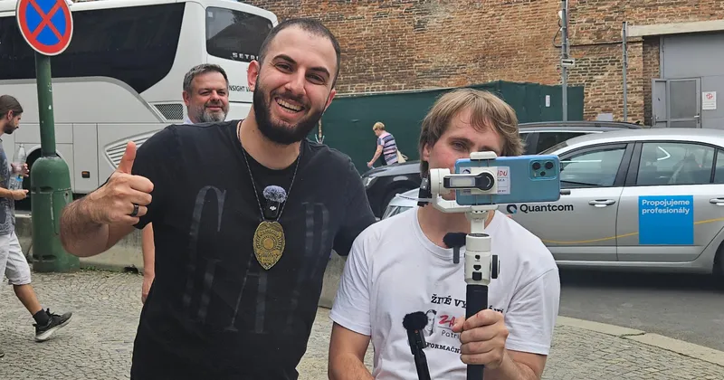 Patrik Pečénka — dezinformátor, profil DETEKTIVNÍ PARTA