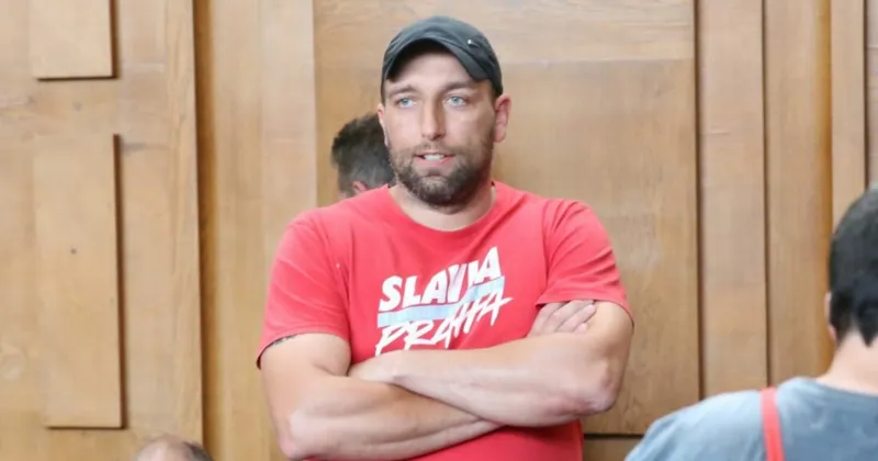 Tomáš Čermák — dezinformátor, profil DETEKTIVNÍ PARTA